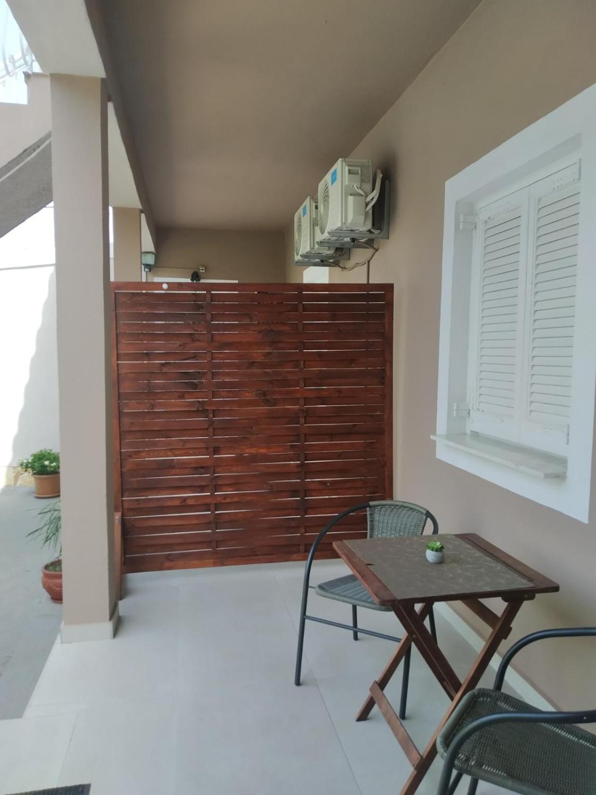 Trousas Apartment