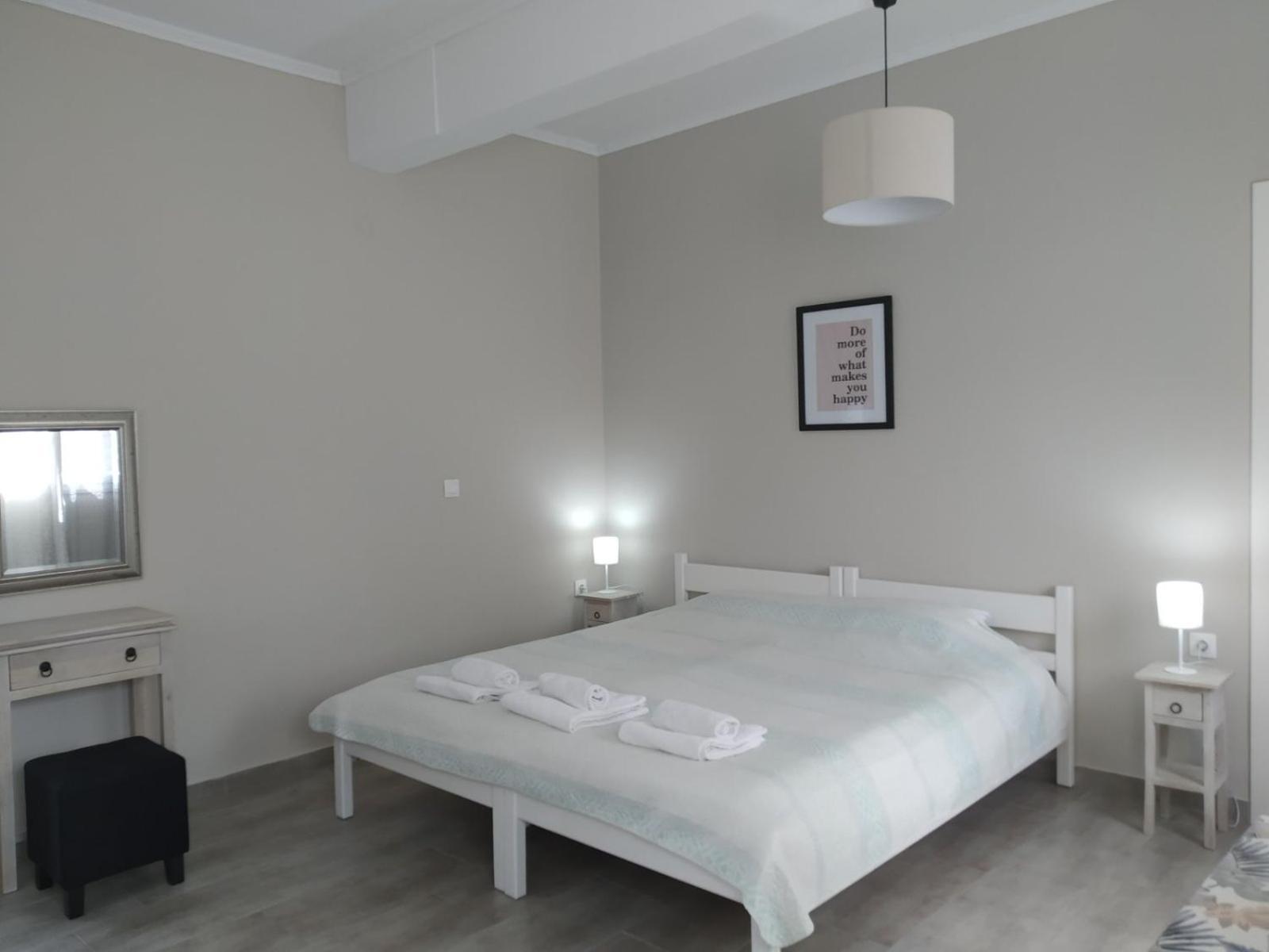 Trousas Apartment Roda (Corfu)