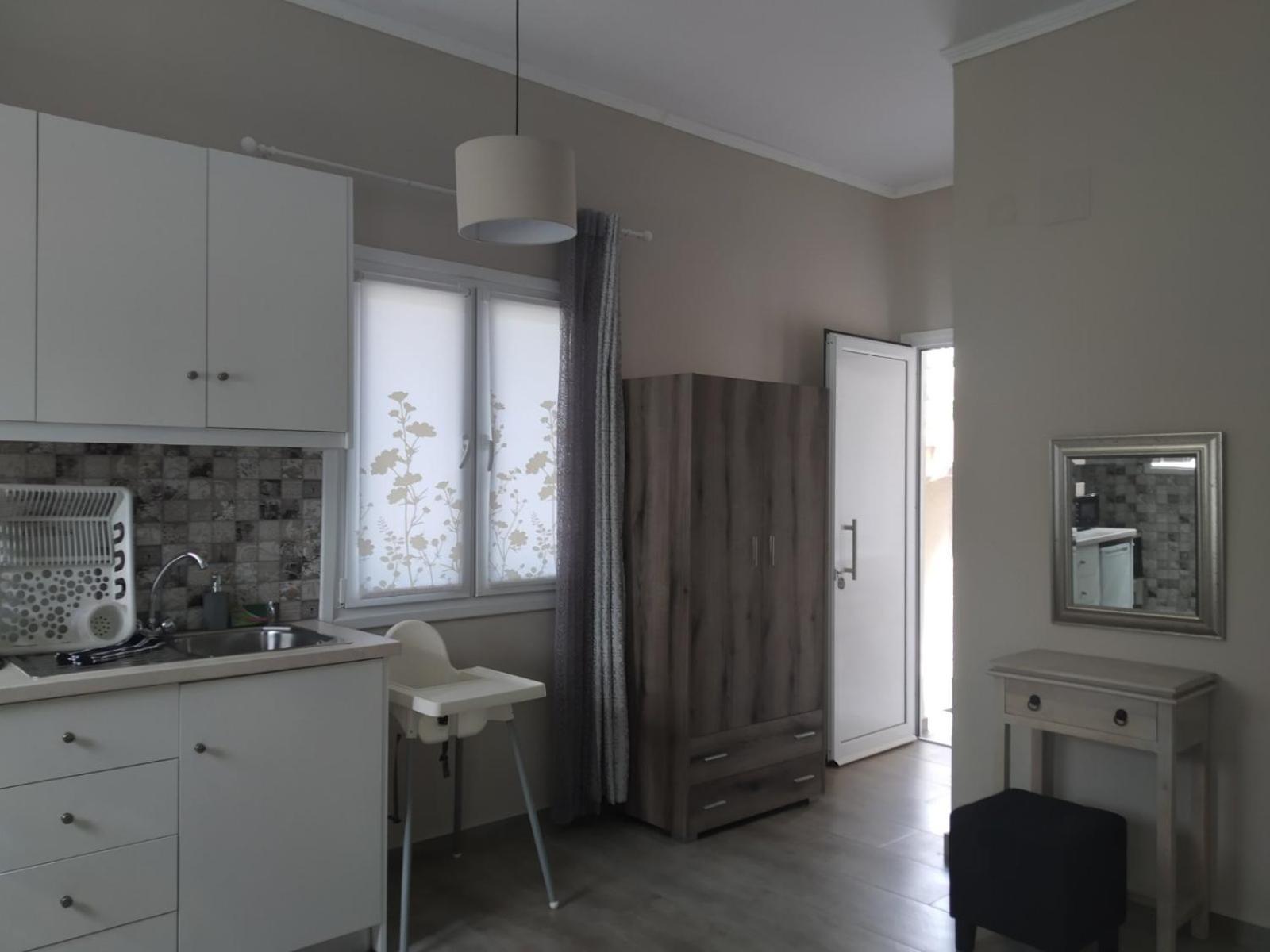 Trousas Apartment *